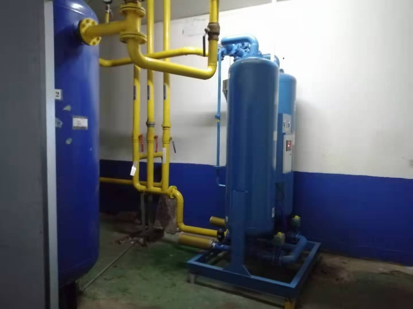 吸附式干燥機(jī)在乳業(yè)行業(yè)的應(yīng)用