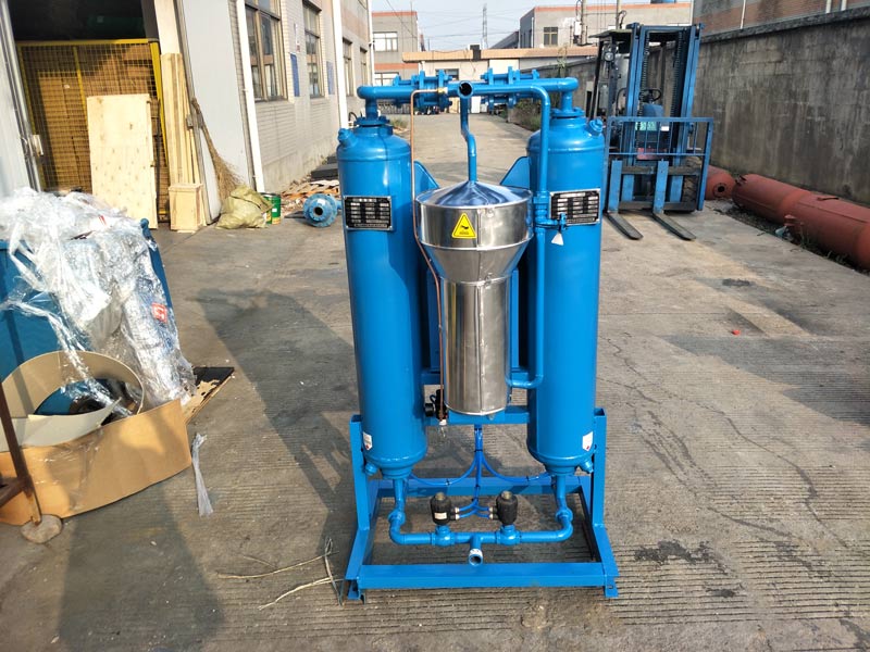 微熱再生吸附式干燥機(jī)應(yīng)歸哪一類干燥機(jī)？