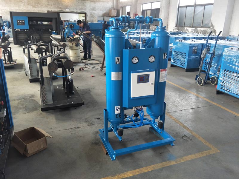 吸附式干燥器相比冷干機(jī)有哪些特點!